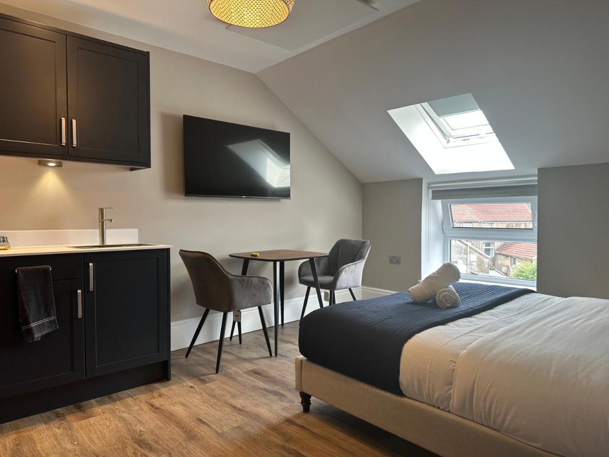 Central Studios Hotel